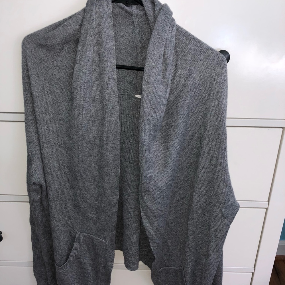 Lululemon Coverup